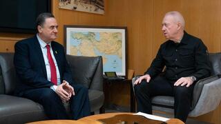 ישראל כץ נכנס לתפקידו כשר הביטון