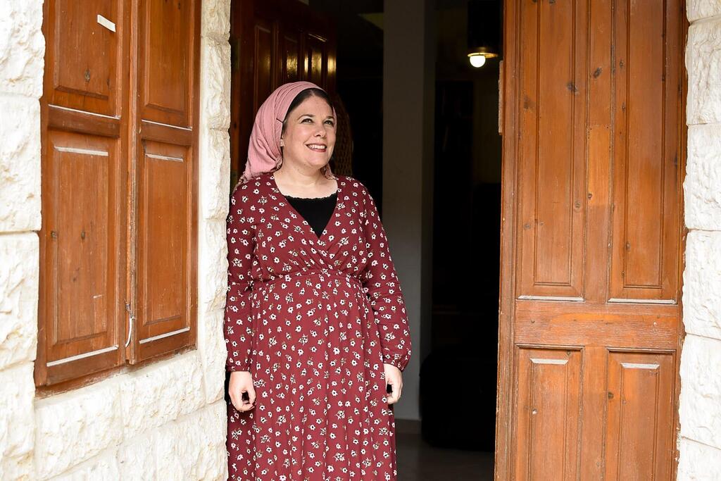 "אני יכולה להיות חלק מכל כך הרבה מקומות ומרחבים בלי לוותר על הזהות שלי". בכל סרלואי (צילום: ראומה שרה גבע) בכל סרלואי