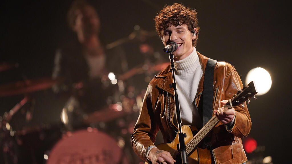 שון מנדס בטקס ה-EMA (צילום: Dominic Lipinski/Getty Images for Viacom International) שון מנדס