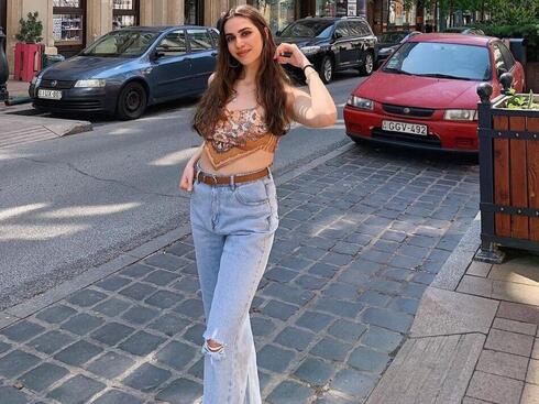 "מפספסים פה פלח אוכלוסייה מאוד גדול – כי המידה הממוצעת של נשים בישראל היא באזור ה-42-40". רומי משה "מפספסים פה פלח אוכלוסייה מאוד גדול – כי המידה הממוצעת של נשים בישראל היא באזור ה-42-40". רומי משה