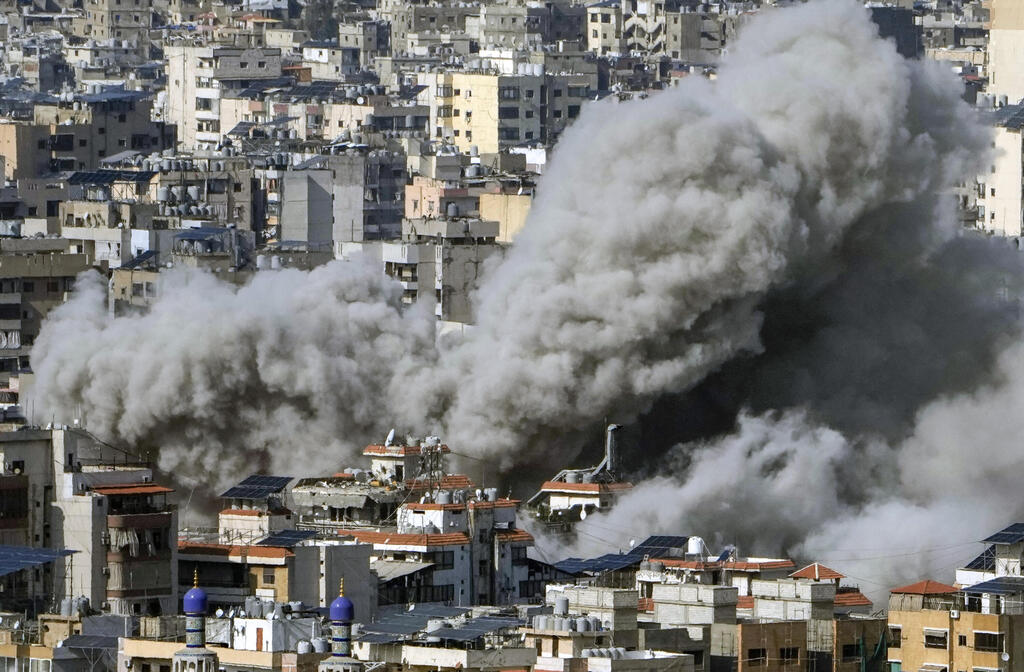 הדאחייה בביירות (צילום: AP Photo/Bilal Hussein) תקיפות צה"ל בלבנון