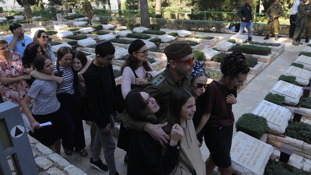 צילום: גיל יוחנן הלווייתו של סגן עברי דיקשטיין ז"ל