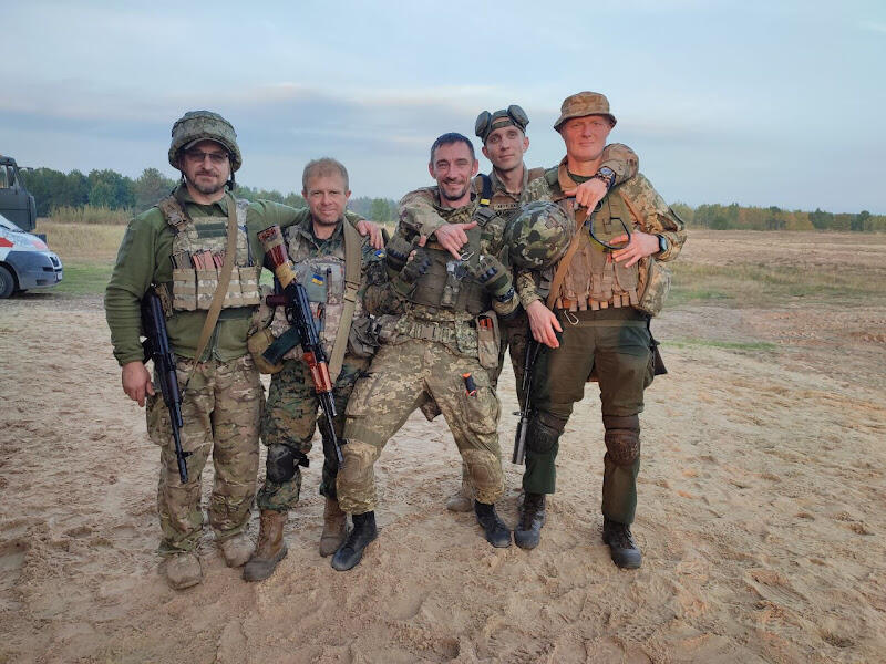 Operation Lifeshield - Israelis are praying for peace in Ukraine. Ukrainian  Jews fleeing the war who landed in Israel this week were enthusiastically  welcomed with song and dance by large crowds who