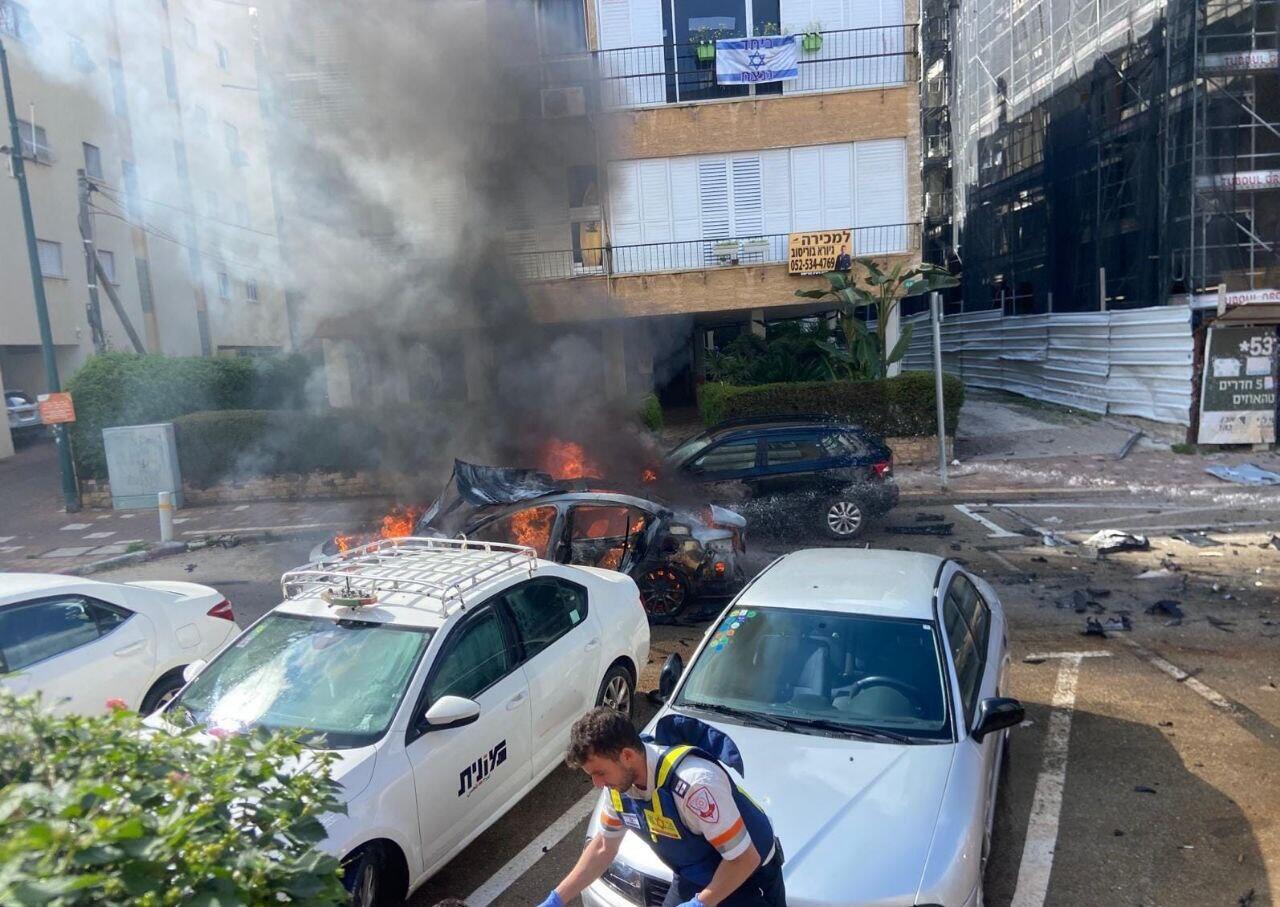 Взрыв машины в жилом районе Петах-Тиквы: погиб 30-летний водитель