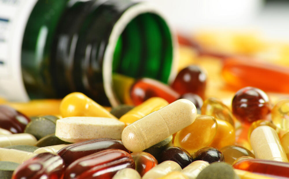 אתגר כפול. ויטמינים (צילום: shutterstock) אתגר כפול. ויטמינים