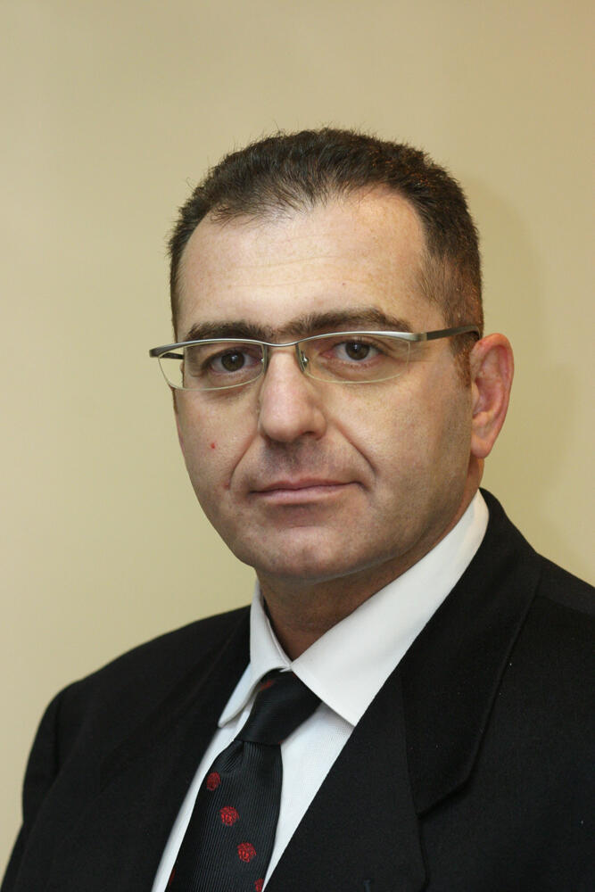 עורך הדין עופר שחל