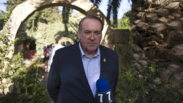 Huckabee at Shiloh Monday. (Photo: Reuters) (צילום: רויטרס) Huckabee at Shiloh Monday. (Photo: Reuters)