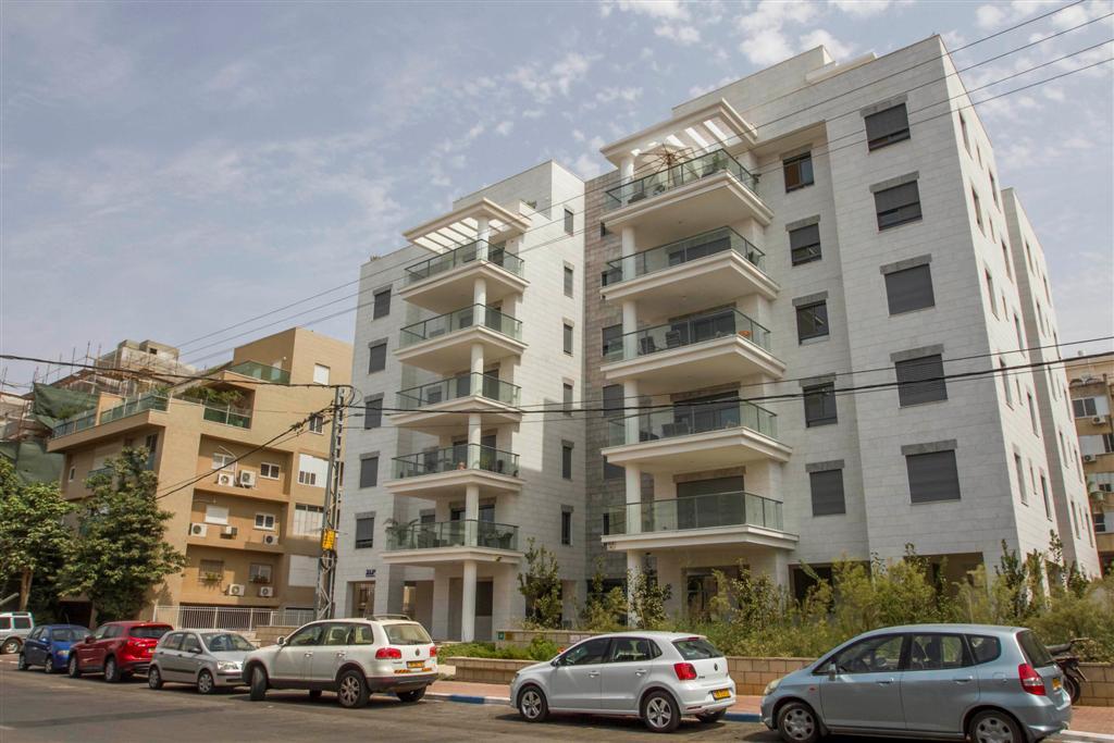 רעננה (צילום: עידו ארז) רעננה