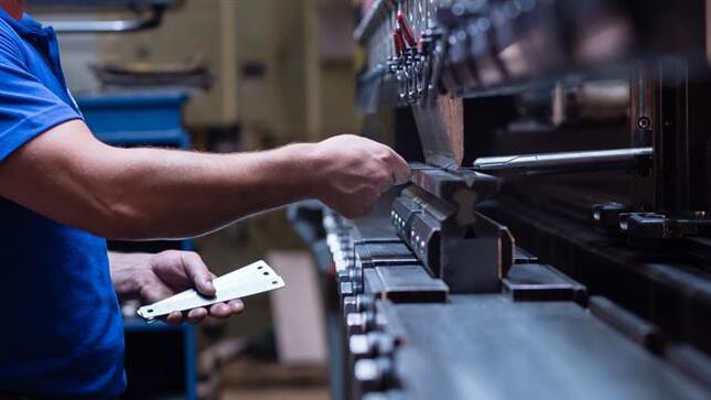 Hormuz as a warning sign: globalization gives way to local, innovative manufacturing