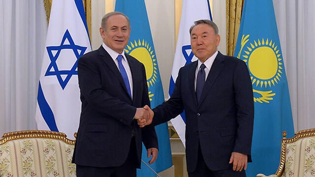 Prime Minister Benjamin Netanyahu meets with then-Kazakh president Nursultan Nazarbayev, 2016 