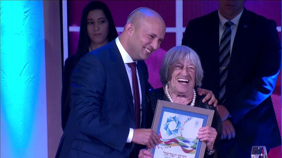 Keleti receives the Israel Award, 2017 (Photo: Channel 1) Keleti receives the Israel Award, 2017