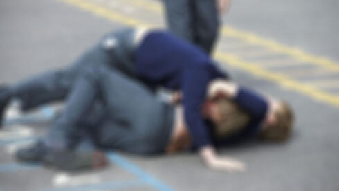 בני הנוער גדלים במלחמה - והאלימות מתפרצת ברחובות: 