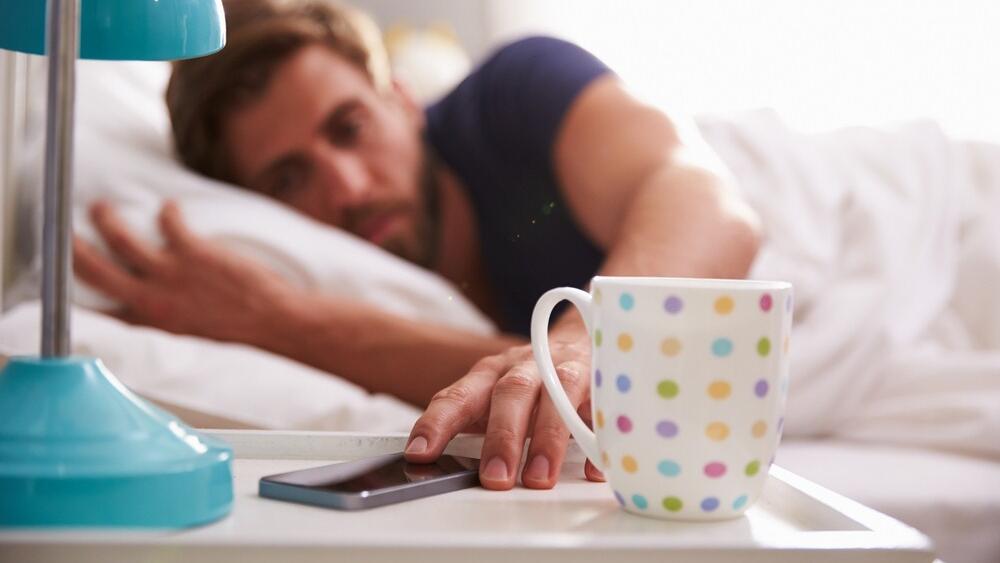 הגוף האנושי מסוגל להתמודד היטב עם לילה חריג אחד (צילום: shutterstock) הגוף האנושי מסוגל להתמודד היטב עם לילה חריג אחד