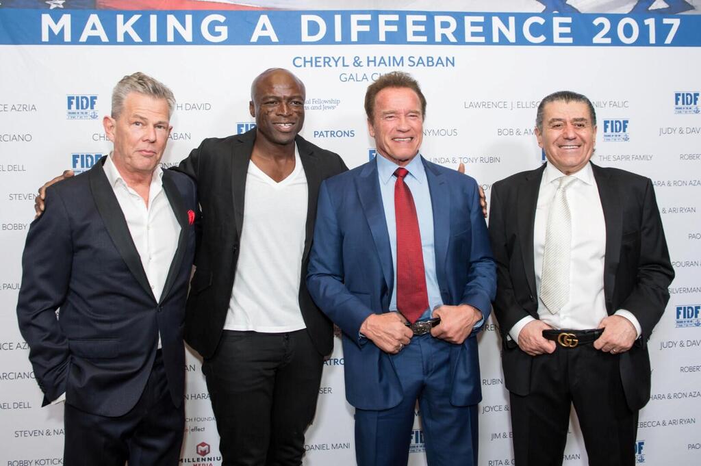 Singers David Foster and Seal, former California governor Arnold Schwarzenegger and FIDF Narional Board Member Haim Saban (צילום: אלקסי רוזנפלד) Singers David Foster and Seal, former California governor Arnold Schwarzenegger and FIDF Narional Board Member Haim Saban