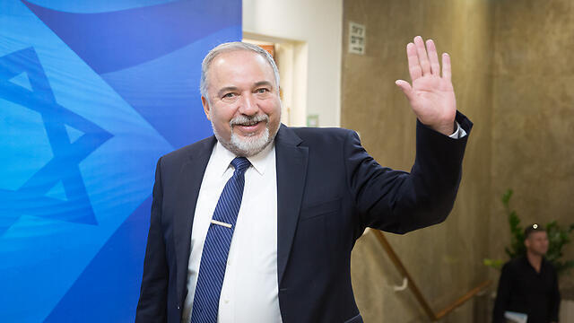Defense Minister Avigdor Lieberman (צילום: אמיל סלמן) Defense Minister Avigdor Lieberman