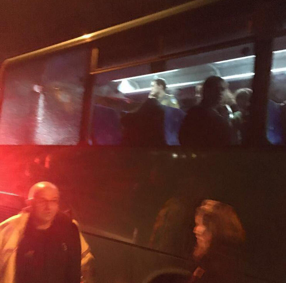 Bus struck by rocks (צילום: שון רזניקוב, דוברות מד"א) Bus struck by rocks
