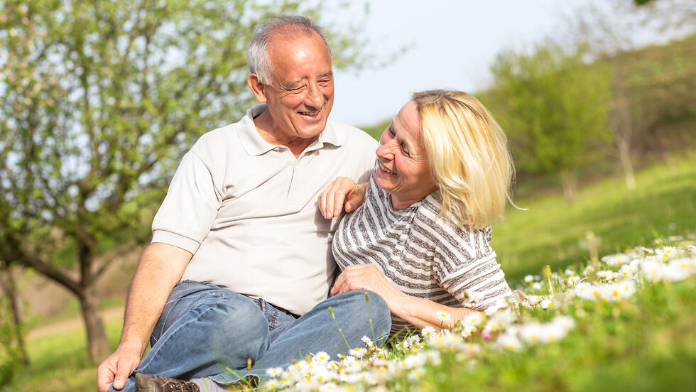 רוצים להזדקן בצורה בריאה? הקפידו על תזונה מגוונת ונטולת מזונות מעובדים