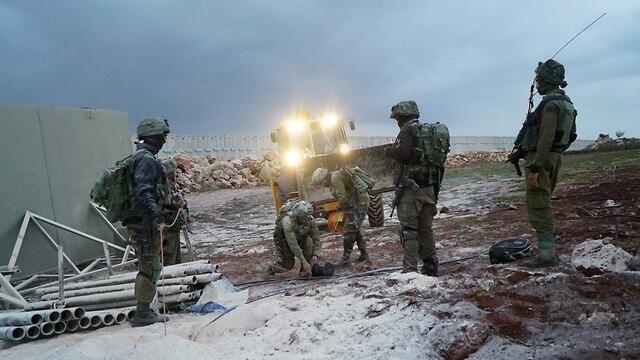IDF soldiers on the Lebanese border (צילום: דובר צה"ל) IDF soldiers on the Lebanese border