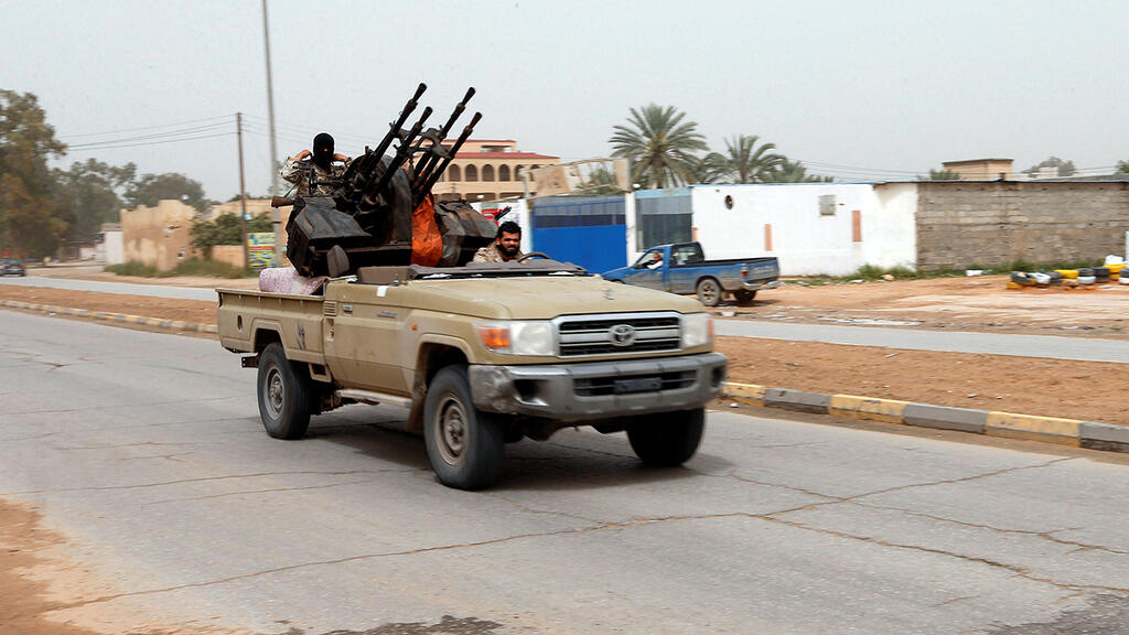 Years of civil war. Libya (Photo: Reuters) כוחות נאמני ממשלת לוב טריפולי