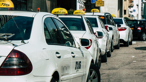 New taxi app launches in Israel, aiming to disrupt local market