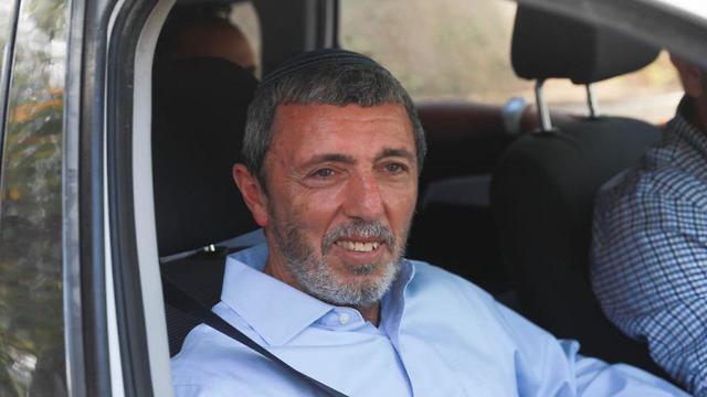 Rafi Peretz leaving a meeting with Netanyahu about union of the parties )Photo: Ohad Tzoigenberg( (צילום: אוהד צויגנברג) Rafi Peretz leaving a meeting with Netanyahu about union of the parties )Photo: Ohad Tzoigenberg(