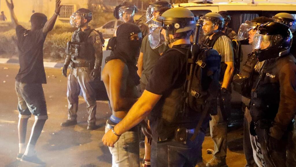 Israelis of Ethiopian descent protest discrimination (Photo: AFP) הפגנה הפגנות מחאה מחאת יוצאי אתיופיה ב נתניה