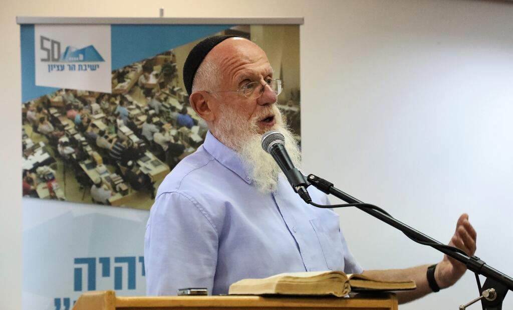 Rabbi Yaakov Medan (Photo: Gershon Elinson) הרב יעקב מדן