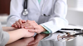 תמיכה של רופא בחולה