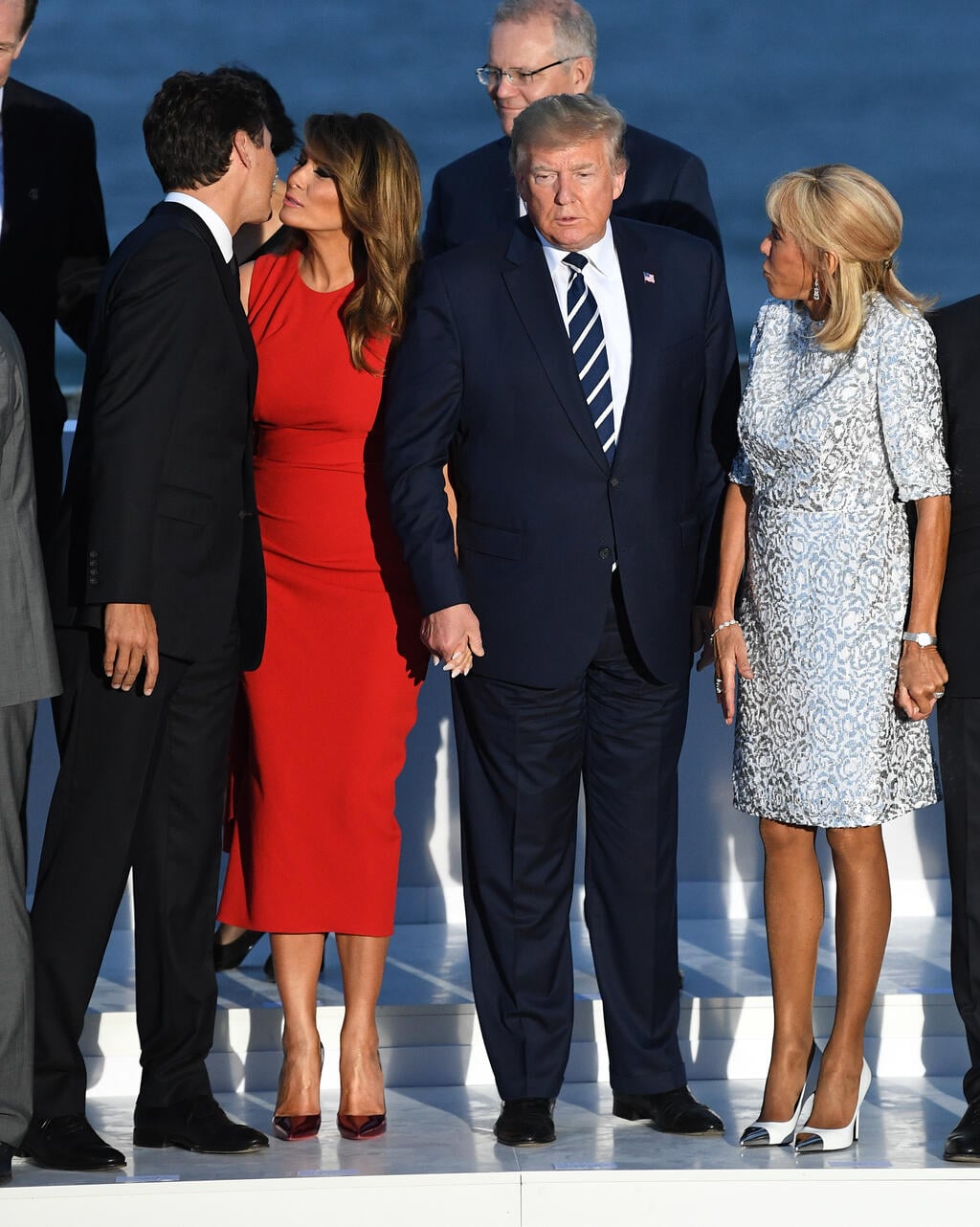 'Too bad she never looks at her husband like that.' (Photo: Andrew Parsons/ Getty Images) דונלד טראמפ מלניה טראמפ ג'סטין טרודו