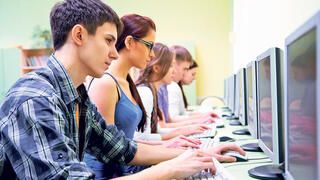 תמונה של עובדי הייטק