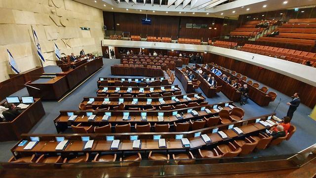 Законопроект: предоставить правительству неоспоримое право назначать высших чиновников