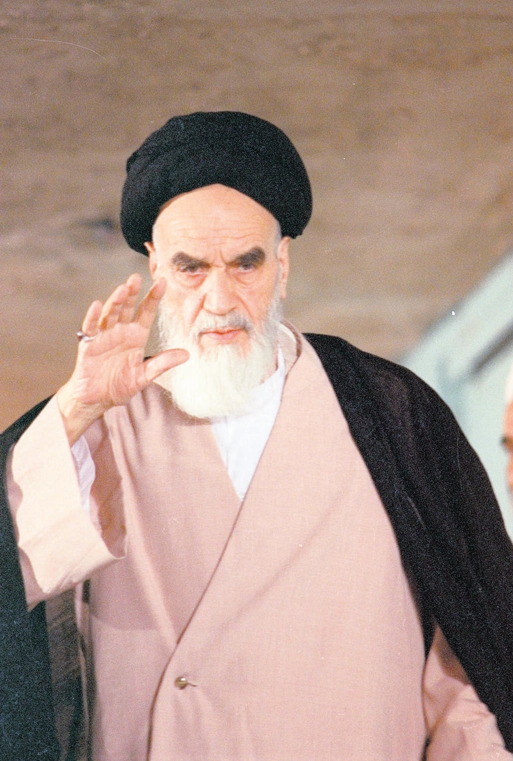 Ayatollah Ruhollah Khomeini (Photo: AP) חומייני