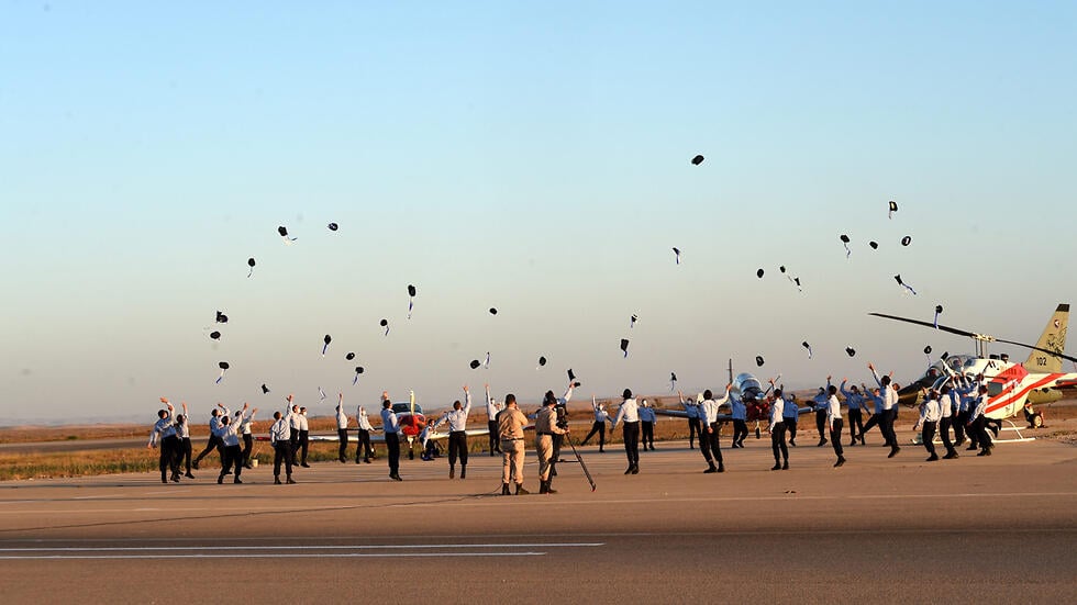 Initiative comes against the backdrop of an especially low share of periphery youth in the Israeli Air Force flight course (Photo: Haim Orenstein) מסדר כנפיים