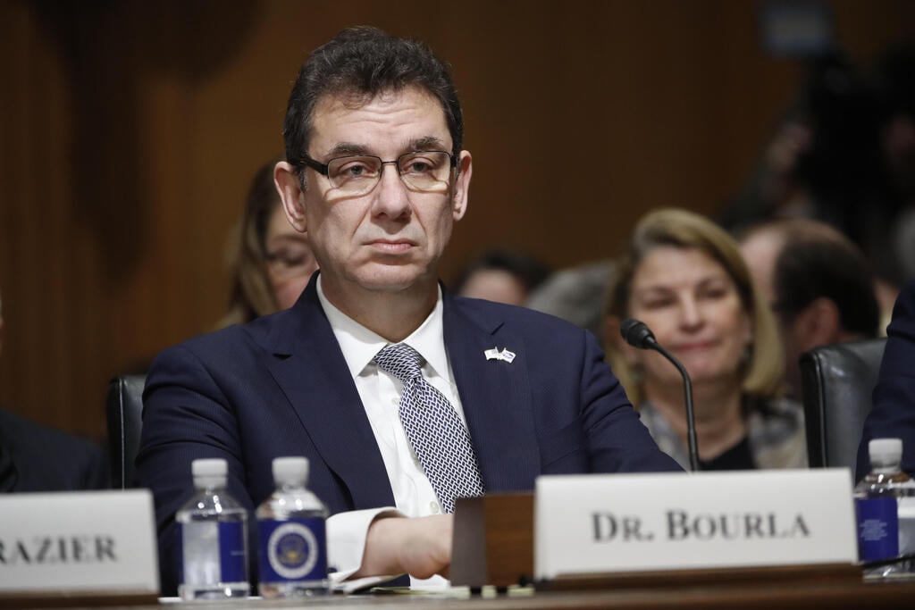 Pfizer CEO Albert Bourla (Photo: AP) מנכ"ל פייזר אלברט בורלא חיסון ל קורונה