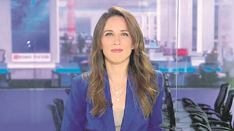 הילה קורח מגישה חדשות (צילום: ערוץ 13) הילה קורח מגישה חדשות