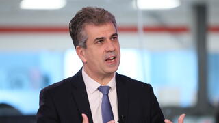 אלי כהן בריאיון באולפן