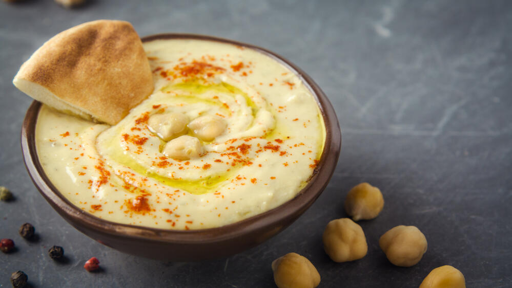 שעות של שובע. חומוס (צילום: shutterstock) חומוס