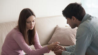 פיוס והתנצלות