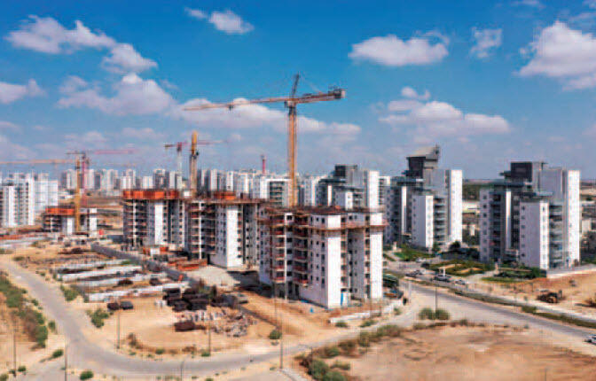 "המטרה היא שתושב נתיבות לא יצטרך לנסוע עד באר שבע כדי לצרוך מה שהוא צריך". בנייה בנתיבות (צילום: אייל תגר) שכונת נווה שרון, נתיבות