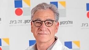 6 שנות מאסר לרופא הילדים הבכיר שאנס אֵם למטופל וביצע מעשים מגונים במטופלות