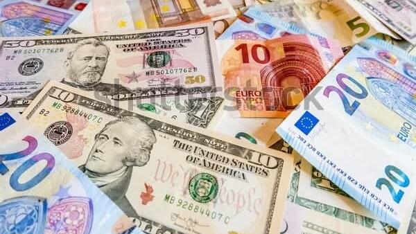 Возобновление войны вызвало скачок курса доллара, нефть доро