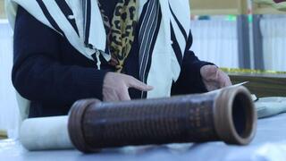 קריאת מגילה בכיכר דיזנגוף