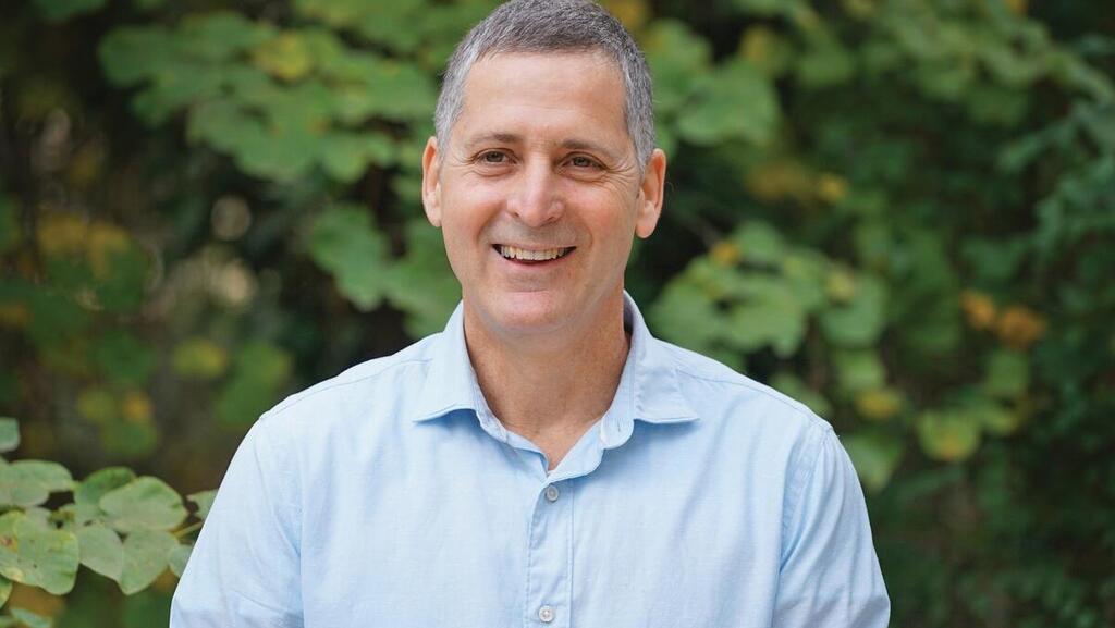 שרון קוצר ברא צמחים