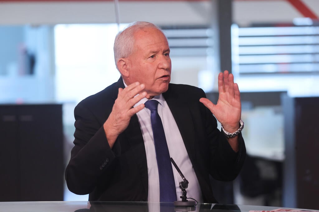 "הפך להיות פיון של נתניהו". השר אבי דיכטר (צילום: יריב כץ) אבי דיכטר אולפן ynet