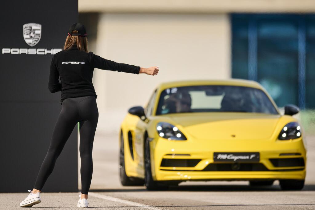 הפתעה: פורשה שוקלת לבטל את ה-718