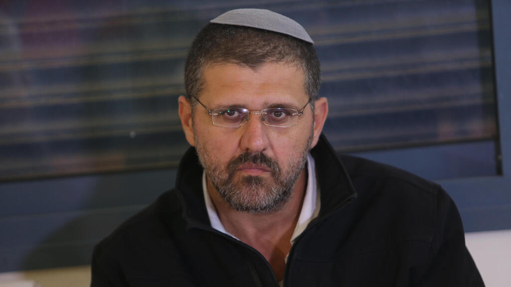 אבי בוארון