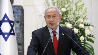 יצחק הרצוג, רונן בר ובנימין נתניהו