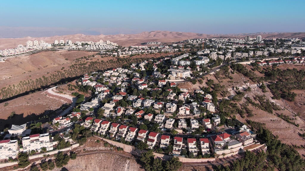 West Bank settlement (Photo: Reuters) מעלה אדומים