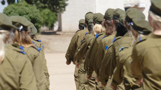 חיילת חיילות צה"ל אילוס אילוסטרציה