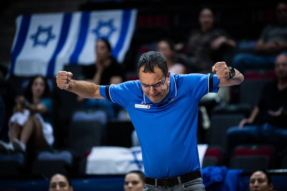 טל נתן (צילום: FIBA PHOTOS) טל נתן